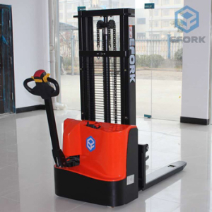 步行式堆垛車(chē)